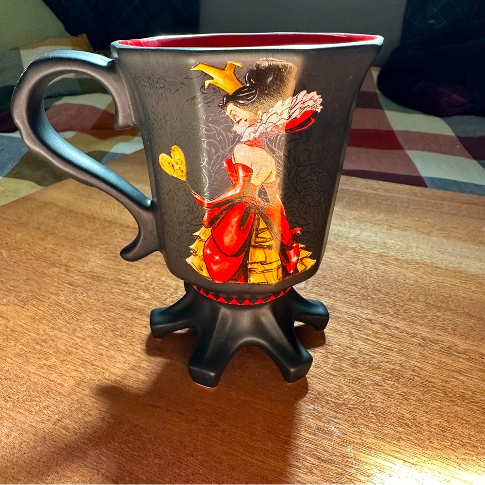 Disney Queen of Hearts Ceramic Mug